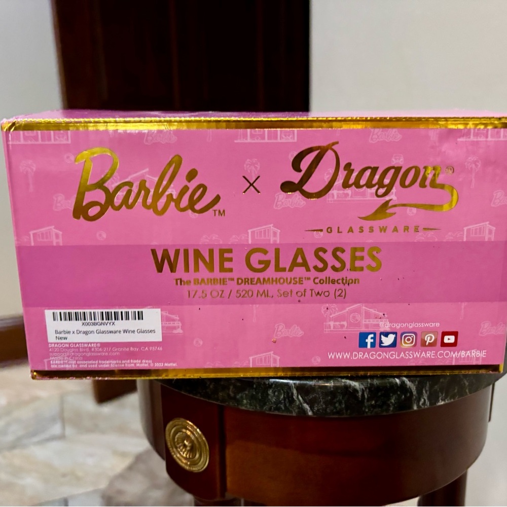 Barbie Pink & Gold Wine Glasses Set